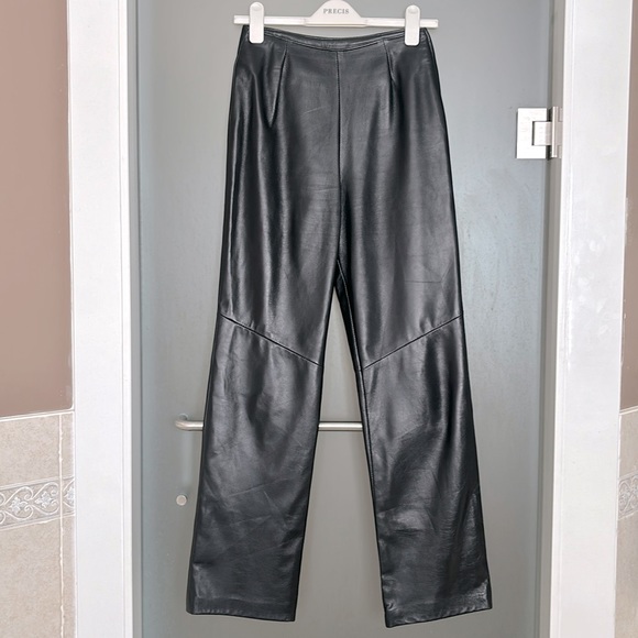 Danier Leather High Waisted Leather Pants Made in Canada Size 4 - Picture 1 of 6
